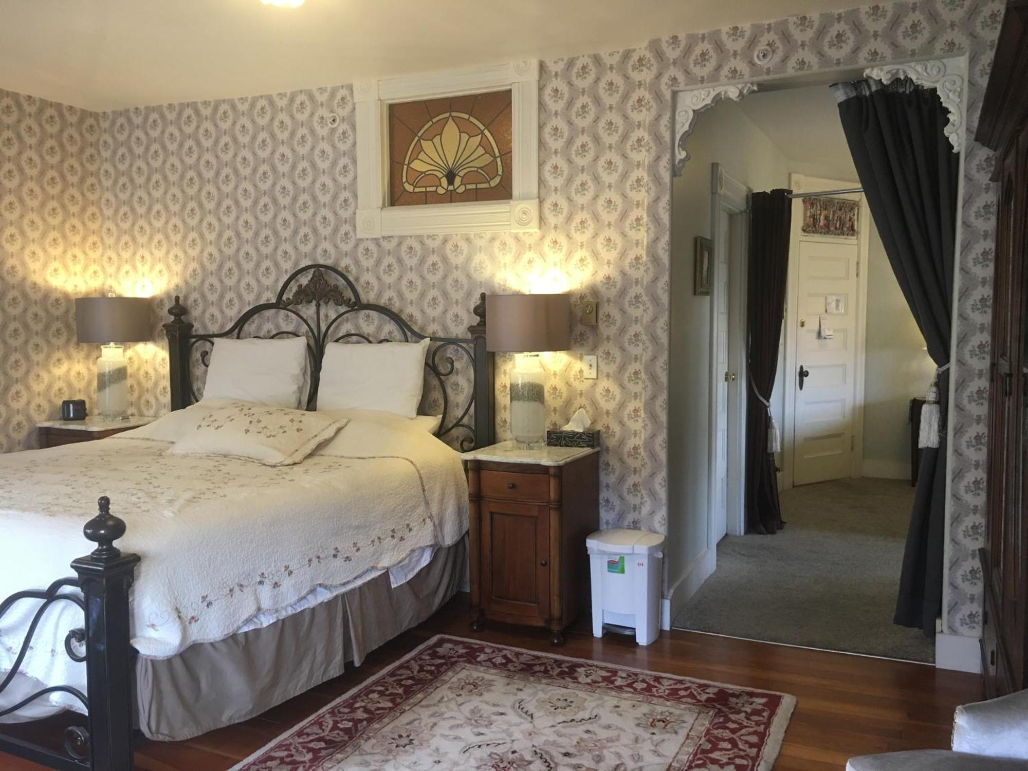 Couette-café Haterleigh Heritage 3*